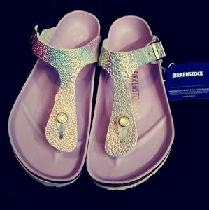 Ultra Rare Iridescent Birkenstock Gizeh Sandals!